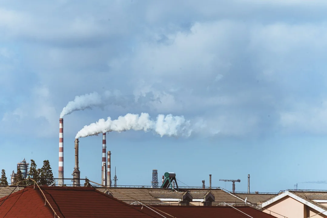 Unia Europejska rozważa przedłużenie bezpłatnych uprawnień ETS 2026