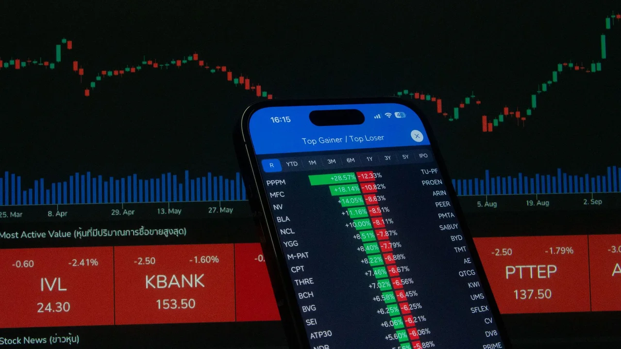 Wall Street odbija po spadkach. Półprzewodniki napędzają wzrosty indeksów