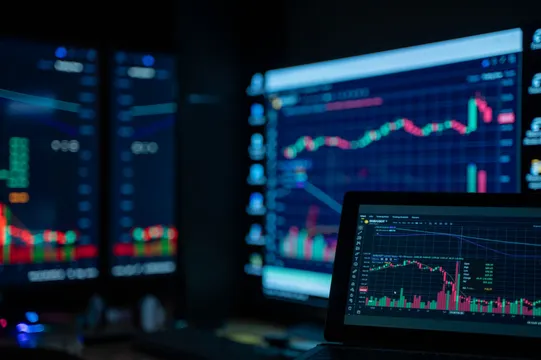 Wall Street spada. Obawy o recesję i cła uderzają w inwestorów