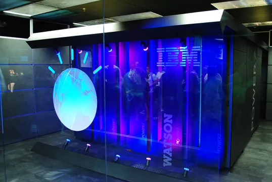 Akcje IBM spadły o 26%. Inwestorzy obawiają się wpływu AI na biznes