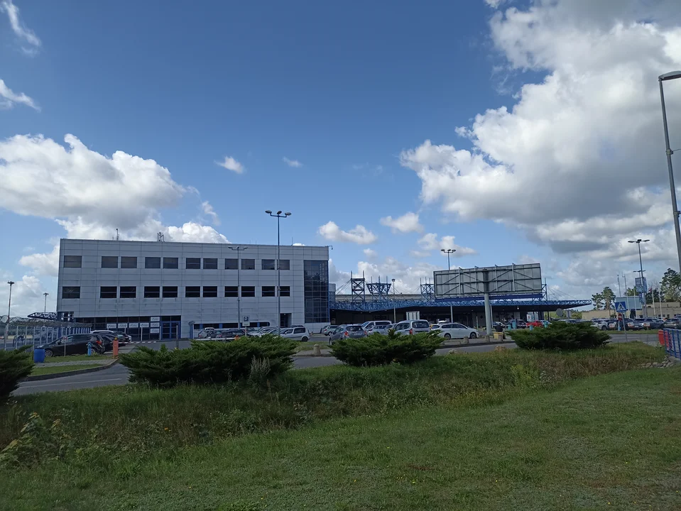 PPL z rekordowym zyskiem w 2024. Inwestorzy i branża lotnicza zyskają