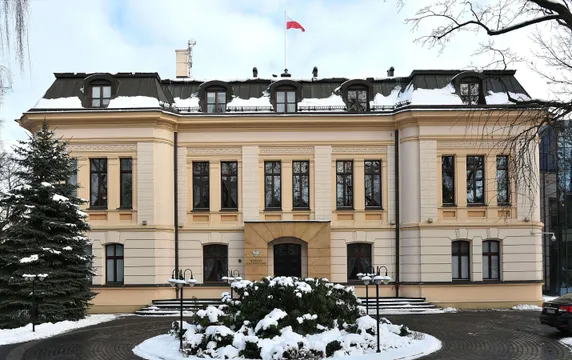 Orzeczenie TK ws. małżeństw jednopłciowych. Firmy odczują niepewność prawną